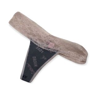Victoria's Secret Low Rise Thong Size XS NWT